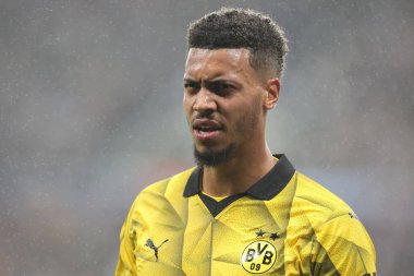 Borussia Dortmund 'dan Felix Nmecha # 8 UEFA Şampiyonlar Ligi maçı sırasında Newcastle United ile Borussia Dortmund St. James' s Park, Newcastle, İngiltere, 25 Ekim 2023