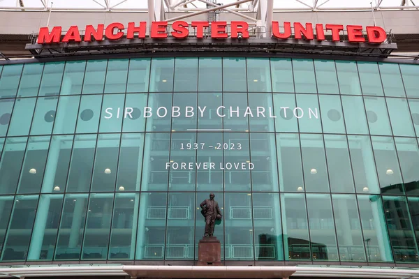 Merhum Sir Bobby Charlton Yapılan Haraçlar Old Trafford Manchester Ngiltere — Stok fotoğraf