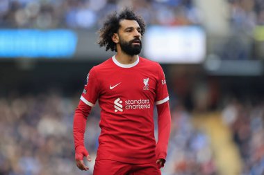 Liverpool 'dan Mohamed Salah # 11 Premier League maçı sırasında Manchester City - Liverpool Etihad Stadyumu, Manchester, İngiltere, 25 Kasım 2023