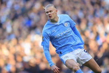 Manchester City - Liverpool Premier League maçı sırasında Manchester City maçında 9 numaralı Erling Haaland, Etihad Stadyumu, Manchester, İngiltere, 25 Kasım 2023