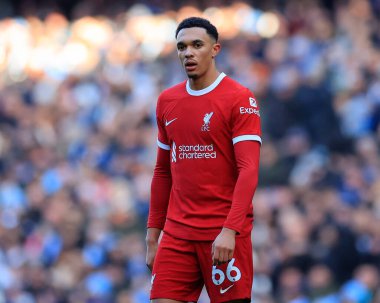 Premier Lig maçında Liverpool 'dan Trent Alexander-Arnold # 66 Etihad Stadyumu' nda Manchester City Liverpool 'a karşı, 25 Kasım 2023