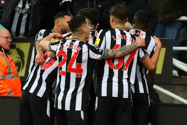 Newcastle United Players Celebrate Third Goal Premier League Match Newcastle — Stock Photo, Image