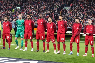 Liverpool oyuncuları 30 Kasım 2023 'te İngiltere' nin Liverpool kentinde oynanan Liverpool-LASK maçında sıraya girdiler.