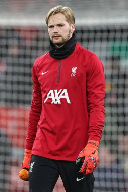 30 Kasım 2023 'te Liverpool, Liverpool' da oynanan Liverpool-LASK maçında Liverpool # 62 numaralı Liverpool maçı sırasında Caoimhin Kelleher