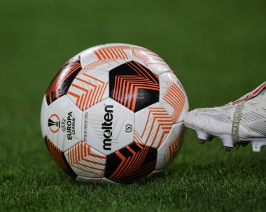 Erimiş UEFA Avrupa Ligi maçı, 30 Kasım 2023 tarihinde Anfield, Liverpool, İngiltere 'de oynanan Liverpool-LASK maçında Liverpool' lu Trent Alexander-Arnold # 66 'nın Adidas Predator futbol ayakkabısıyla oynanmıştır.