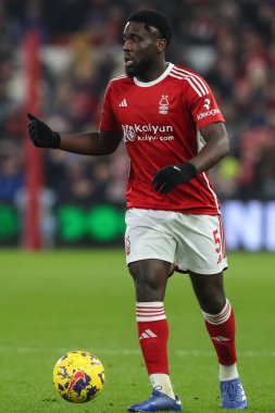 Nottingham Ormanı 'ndan Orel Mangala # 5 Premier League maçı sırasında Nottingham Forest Everton' a karşı City Ground, Nottingham, 2 Aralık 2023
