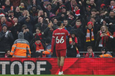 Liverpool 'dan Trent Alexander-Arnold 3 Aralık 2023' te Liverpool, Liverpool 'da Fulham' a karşı oynanan Premier League maçında 1-0 kazanma hedefini kutluyor.