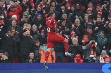 Liverpool 'dan Alexis Mac Allister 3 Aralık 2023' te Liverpool, Liverpool 'da Fulham' a karşı oynanan Premier League maçında 2-1 kazanma hedefini kutluyor.