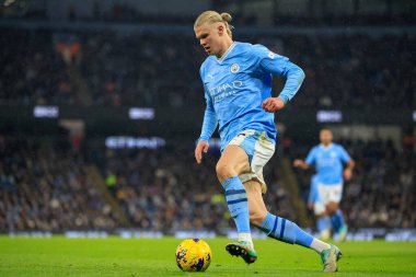 Manchester City 'den Erling Hland # 9 Premier League maçında topu kontrol ediyor Manchester City - Tottenham Hotspur Etihad Stadyumu, Manchester, İngiltere, 3 Aralık 2023