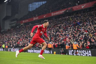 Liverpool 'dan Trent Alexander-Arnold 3 Aralık 2023' te Liverpool Fulham 'a karşı oynanan Premier Lig maçında 4-3' lük galibiyet golünü kutluyor.