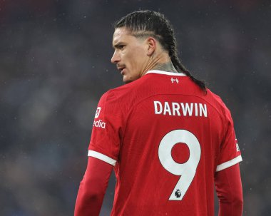 Premier Lig maçında Liverpool, Liverpool 'a karşı Anfield, Liverpool, İngiltere' de 3 Aralık 2023 'te oynanan Liverpool maçında Darwin Nez # 9' un arkası.