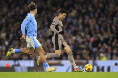 Tottenham Hotspur 'dan Son Heung-Min # 7 Premier League maçında Manchester City ile Tottenham Hotspur arasında 3 Aralık 2023' te Etihad, Manchester 'da oynanan karşılaşmada Jack Grealish # 10 Manchester City tarafından kovalandı.