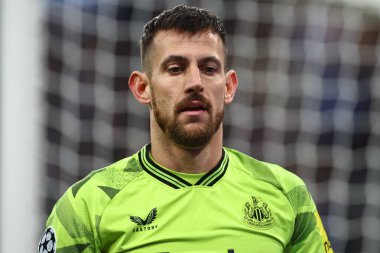 Martin Dbravka # 1 UEFA Şampiyonlar Ligi maçı sırasında Newcastle United St. James 's Park, Newcastle' da AC Milan 'a karşı, 13 Aralık 2023