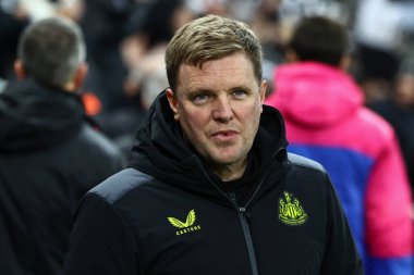 Newcastle United takımının teknik direktörü Eddie Howe, UEFA Şampiyonlar Ligi maçı Newcastle United - AC Milan maçında 13 Aralık 2023 'te St.James' s Park, Newcastle, İngiltere 'de maçtan ayrıldı.