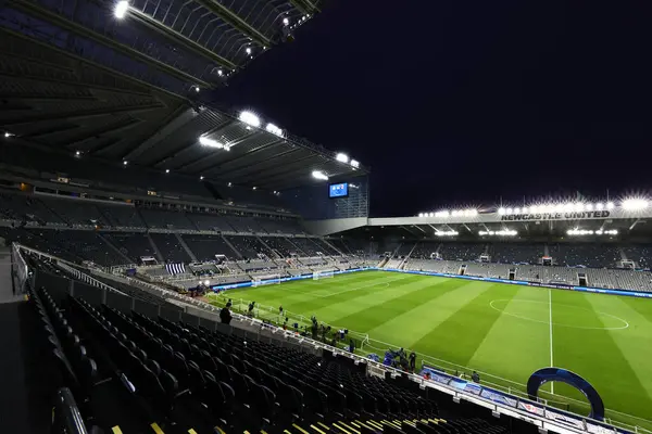 UEFA Şampiyonlar Ligi karşılaşması öncesinde St James Park 'ın genel görünümü Newcastle United ile AC Milan arasındaki St. James' s Park, Newcastle, İngiltere, 13 Aralık 2023