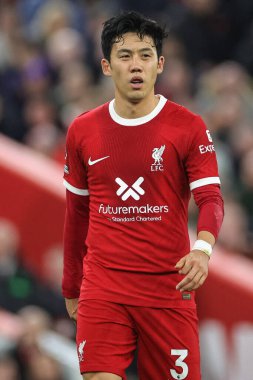 Liverpool 'dan Wataru Endo Premier League maçı sırasında Liverpool Manchester United' a karşı Anfield, Liverpool, İngiltere, 17 Aralık 202