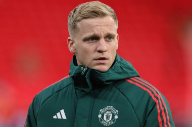 Manchester United takımından Donny van de Beek, 17 Aralık 202 tarihinde İngiltere 'nin Liverpool kentinde oynanan Premier Lig karşılaşmasında Manchester United ile karşılaştı.