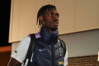 Tottenham Hotspur 'dan Yves Bissouma # 8 Premier League maçı sırasında Nottingham Forest Tottenham Hotspur' a karşı City Ground, Nottingham, İngiltere, 15 Aralık 202