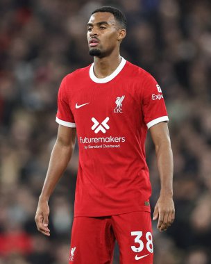 Liverpool 'dan Ryan Gravenberch Premier League maçı sırasında Liverpool Manchester United' a karşı Anfield, Liverpool, İngiltere, 17 Aralık 202