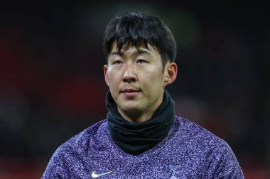 Tottenham Hotspur 'dan Son Heung-Min # 7 Premier Lig maçında Nottingham Forest Tottenham Hotspur' a karşı 15 Aralık 202 'de City Ground, Nottingham, İngiltere' de oynanan maçta ısınma turunda
