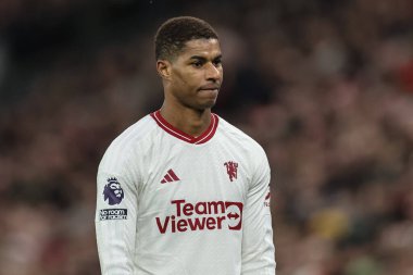 Manchester United takımından Marcus Rashford 17 Aralık 202 'de Liverpool Manchester United' a karşı Anfield, Liverpool, İngiltere 'de oynanan Premier League maçında