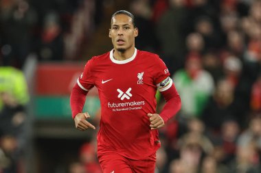 Liverpool 'dan Virgil van Dijk Premier League maçı sırasında Liverpool Manchester United' a karşı Anfield, Liverpool, İngiltere, 17 Aralık 202