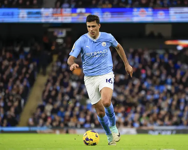 Rodrigo Manchester City Corre Con Balón Durante Partido Premier League —  Fotos de Stock