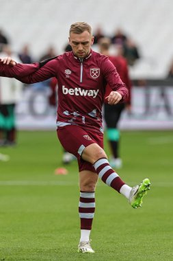 West Ham United takımından Jarrod Bowen, Premier League maçında maç öncesi ısınma oturumunda West Ham United ile Manchester United 'ı Londra Stadyumu' nda, 23 Aralık 202 'de yendi.