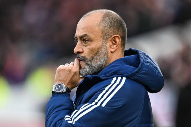 Nuno Esprito Santo Nottingham Ormanı Müdürü Premier Lig maçı sırasında Nottingham Forest Bournemouth 'a karşı City Ground, Nottingham, İngiltere, 23 Aralık 2023