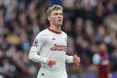 Manchester United 'dan Rasmus Hjlund Premier League maçında West Ham United ile Manchester United, Londra Stadyumu' nda karşı karşıya geldi.