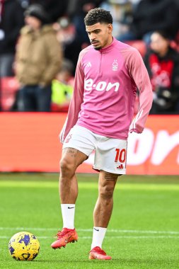 Nottingham Ormanı 'ndan Morgan Gibbs-White Premier League maçı öncesinde Nottingham Forest' a karşı Bournemouth City Ground, Nottingham, İngiltere 'de 23 Aralık 202' de oynanan maç öncesi ısınma maçında...