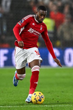 Nottingham Ormanı 'ndan Callum Hudson-Odoi Premier Lig maçı sırasında Nottingham Forest' a karşı Bournemouth City Ground, Nottingham, İngiltere 'de 23 Aralık 202' de topa bir ara verdi.