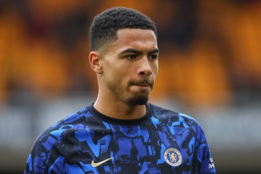 Chelsea 'den Levi Colwill Premier League karşılaşması öncesi ısınma sırasında Wolverhampton Wanderers Chelsea' ye karşı Molineux, Wolverhampton, Birleşik Krallık, 24 Aralık 202