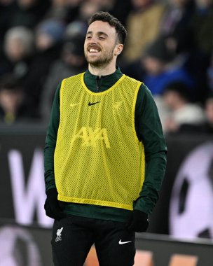 Liverpool Futbol Kulübü 'nden Diogo Jota 20. Premier Lig maçında Burnley Liverpool' a karşı 26 Aralık 202 'de oynanan Turf Moor, Burnley, İngiltere maçında gülümsüyor.