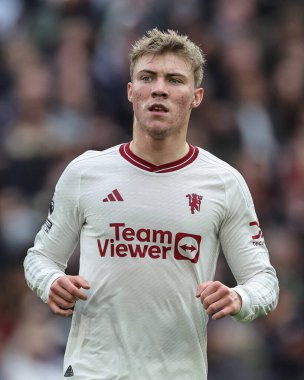 Manchester United 'dan Rasmus Hjlund Premier League maçında West Ham United ile Manchester United, Londra Stadyumu' nda karşı karşıya geldi.