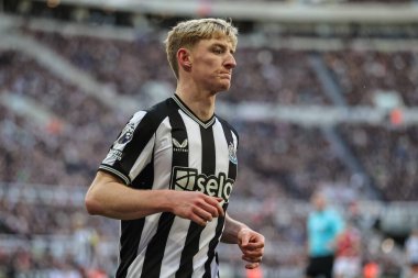 Newcastle United 'dan Anthony Gordon Premier League maçı sırasında Newcastle United Nottingham Forest' a karşı St. James 's Park, Newcastle, Birleşik Krallık, 26 Aralık 202