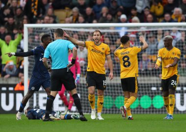 Wolverhampton Wanderers takımından Craig Dawson, Premier League maçında Wolverhampton Wanderers ile Chelsea maçında hakem David Coote 'a temyiz başvurusunda bulundu.
