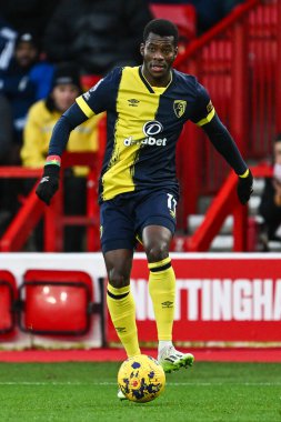 Bournemouth takımından Dango Ouattara, Nottingham Ormanı 'nın Bournemouth' a karşı oynadığı 23 Aralık 202 'de oynanan Premier League maçında görev başında.