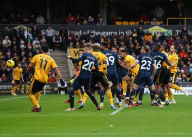 Wolverhampton Wanderers takımından Mario Lemina, Premier League maçında Wolverhampton Wanderers 'ın Chelsea' ye karşı 24 Aralık 202 'de Molineux, Wolverhampton, Birleşik Krallık' ta oynadığı maçta Wolverhampton Wanderers 'a karşı 1-0 önde gidiyor.