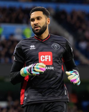 Sheffield United 'dan Wes Foderingham, Premier League maçında Manchester City, Manchester Stadyumu' nda Sheffield United 'a karşı, 30 Aralık 202