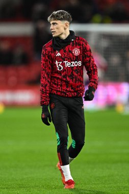 Manchester United takımından Alejandro Garnacho 30 Aralık 202 'de İngiltere' nin Nottingham şehrinde oynanan Premier League maçı öncesinde Nottingham Forest-Manchester United maçında ısındı.