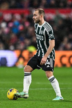 Manchester United takımından Christian Eriksen, 30 Aralık 202 'de İngiltere' nin Nottingham City Ground kentinde oynanan Premier League maçında topu düşürdü.