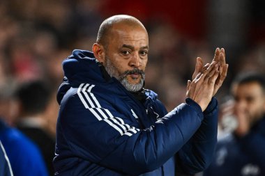Nuno Esprito Santo Nottingham Ormanı Müdürü Premier Lig maçı sırasında Nottingham Forest Manchester United 'a karşı City Ground, Nottingham, İngiltere, 30 Aralık 2023