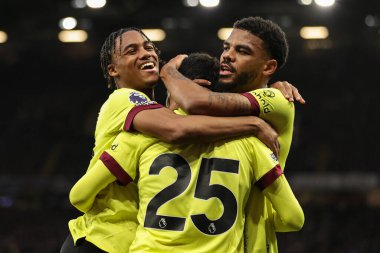 Burnley takımından Zeki Amdouni, 30 Aralık 202 'de Birmingham, Birmingham' da oynanan Premier League maçında Aston Villa-Burnley maçında 1-1 kazanma hedefini kutluyor.