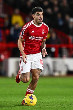 Manchester United takımından Marcus Rashford, 30 Aralık 202 'de İngiltere' nin Nottingham City Ground kentinde oynanan Premier League maçında topu düşürdü.