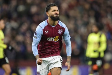 Aston Villa 'dan Douglas Luiz, 30 Aralık 202' de Birmingham, Birmingham 'da oynanan Premier Lig maçı Aston Villa-Burnley maçında 3-2' lik galibiyetini kutluyor.