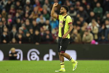Burnley 'li Lyle Foster, 30 Aralık 202' de Birmingham, Birmingham 'da oynanan Premier League maçında VAR' dan ofsayt çekinin ardından 2-2 'lik galibiyetini kutluyor.