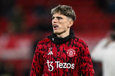 Manchester United takımından Alejandro Garnacho 30 Aralık 202 'de İngiltere' nin Nottingham şehrinde oynanan Premier League maçı öncesinde Nottingham Forest-Manchester United maçında ısındı.