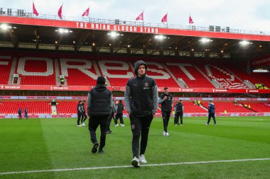 Blackpool 'dan Mackenzie Chapman, 7 Ocak 202' de Nottingham Forest 'a karşı Blackpool, İngiltere' nin Nottingham kentinde oynanan üçüncü tur Emirlikler Kupası karşılaşması öncesinde sahada inceleme yapıyor.