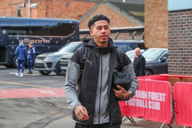Blackpool 'dan Jordan Lawrence-Gabriel, Birleşik Krallık' ın Nottingham Forest-Blackpool maçının 3. turu öncesinde 7 Ocak 202 'de İngiltere' nin başkenti Nottingham City Ground 'a geldi.